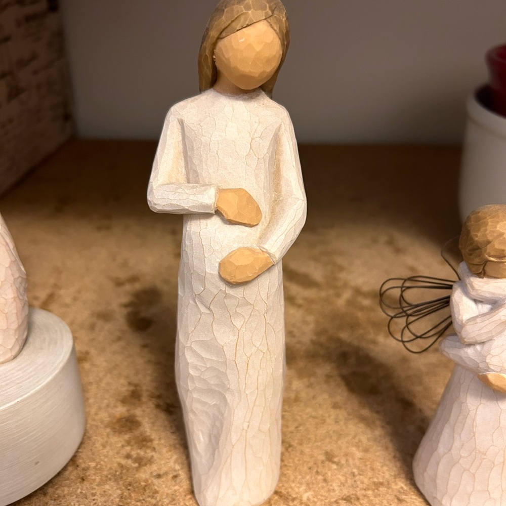 Willow Tree Cherish